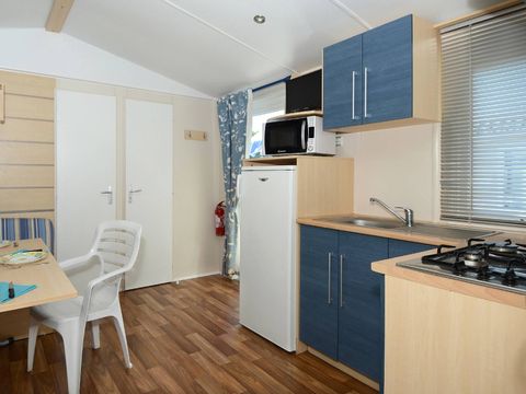 MOBILHOME 8 personnes - 6/8 personnes (31 m²)