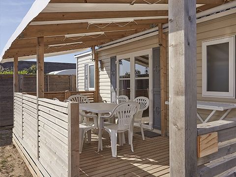 MOBILHOME 6 personnes - Premium | 3 Ch. | 6 Pers. | Terrasse surélevée | 2 SDB | Clim.