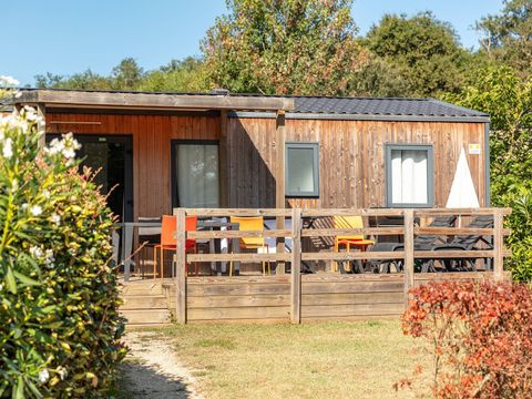 MOBILHOME 6 personnes - Premium | 3 Ch. | 6 Pers. | Terrasse surélevée | 1 SDB | Clim. | TV