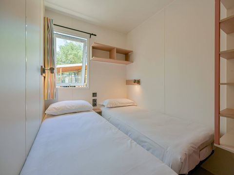 MOBILHOME 4 personnes - Mobil-home | Comfort | 2 Ch. | 4 Pers. | Terrasse surélevée | Clim.