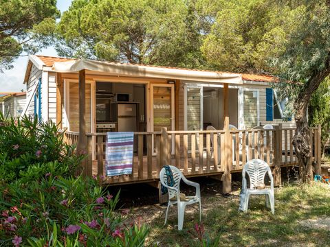 MOBILHOME 6 personnes - Classic | 2 Ch. | 4/6 Pers. | Terrasse surélevée | 1 SDB | Clim.
