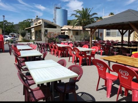 MOBILHOME 6 personnes - 3 chambres - 1 salle d'eau - (Clim, TV) - Terrasse semi-couverte
