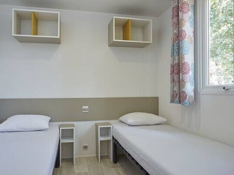 MOBILHOME 6 personnes - Mobil-home | Comfort | 2 Ch. | 4/6 Pers. | Terrasse surélevée | Clim.