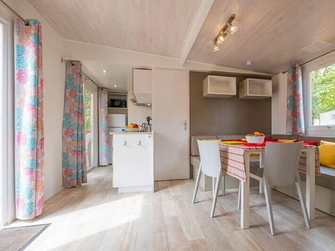 Mobilhome 6 personnes - Mobil-home | Comfort | 3 Ch. | 6 Pers. | Terrasse surélevée | 1 SDB | Clim.