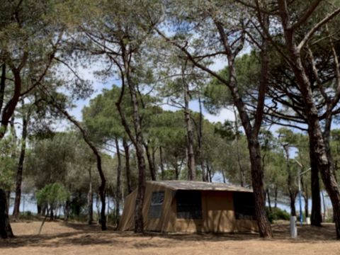 TENTE 4 personnes - Tente Escapade (sans sanitaires)