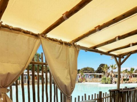 MOBILHOME 6 personnes - Bali (situé au bord du lagon)