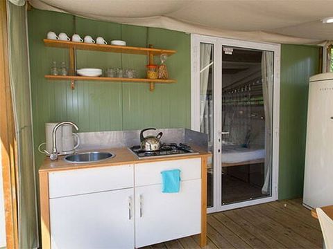 Tente en toile et en bois 5 personnes - Tente Lodge | 2 Ch. | 4/5 Pers. | Clim.