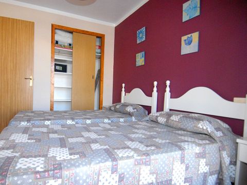 APPARTEMENT 6 personnes - VUE MER LATERALE