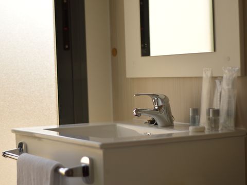 MOBILHOME 4 personnes - NEPAL