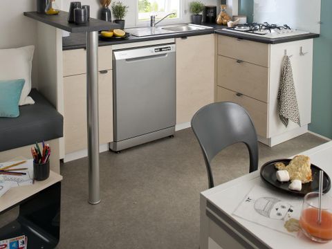 MOBILHOME 8 personnes - SMALA