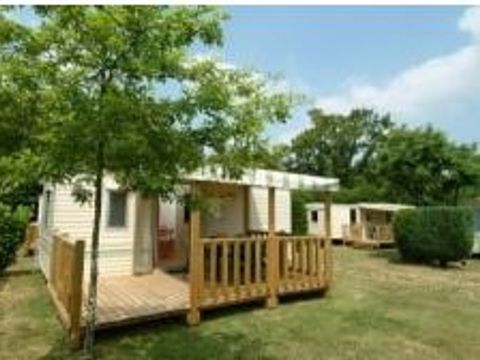 MOBILHOME 4 personnes - 18m² + terrasse