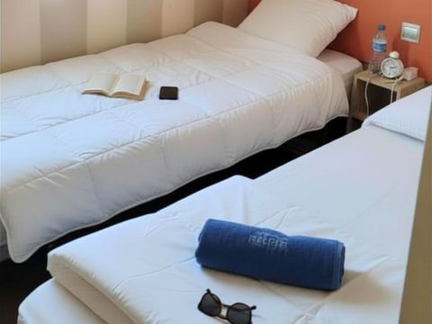 MOBILHOME 6 personnes - Bambou - capacité inclus 2 personnes / capacité max 4 personnes (supplément auprès du camping)