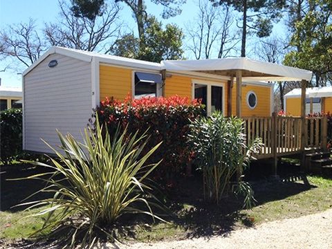 Mobilhome 4 personnes - Classic XL | 2 Ch. | 4 Pers. | Terrasse Couverte