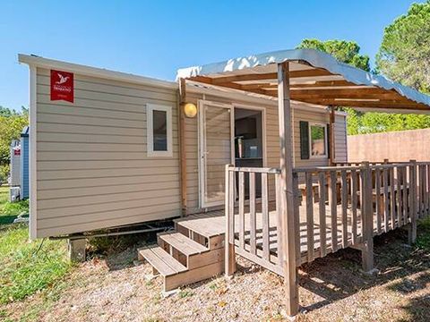 Mobilhome 4 personnes - Confort | 2 Chambres | 4 Couchages | Terrasse couverte | 1 Salle de bain | Climatisation