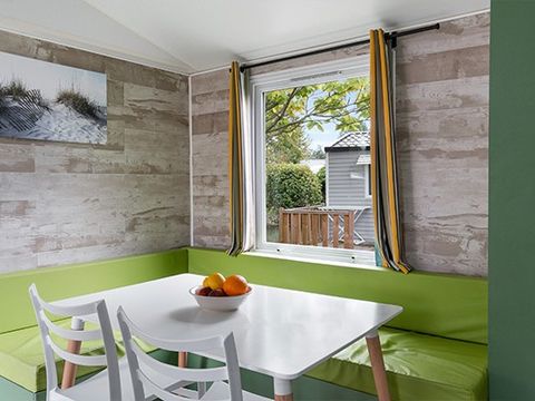 Mobilhome 6 personnes - Mobil-home | Classic XL | 3 Ch. | 6 Pers. | Terrasse surélevée | TV