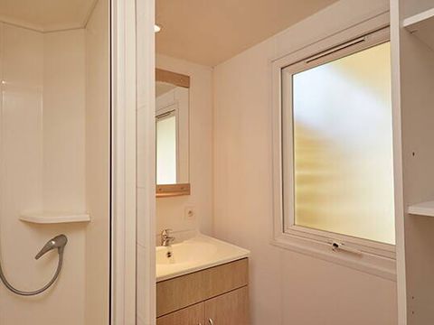 Mobilhome 6 personnes - Mobil-home | Classic | 2 Ch. | 4/6 Pers. | Terrasse surélevée | TV