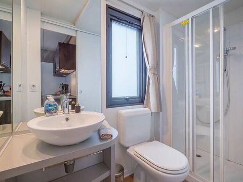 MOBILHOME 6 personnes - Comfort | 3 Ch. | 6 Pers. | Terrasse surélevée | TV