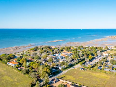 Camping Paradis A La Corniche - Camping Charente-Maritime