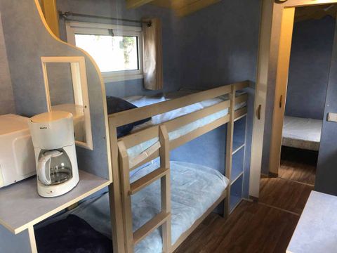 TENTE TOILE ET BOIS 4 personnes - ROULOTTE CLAYTON ET MARSHAL