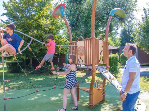 Camping Les Portes Du Beaujolais - Camping Rhône - Image N°7