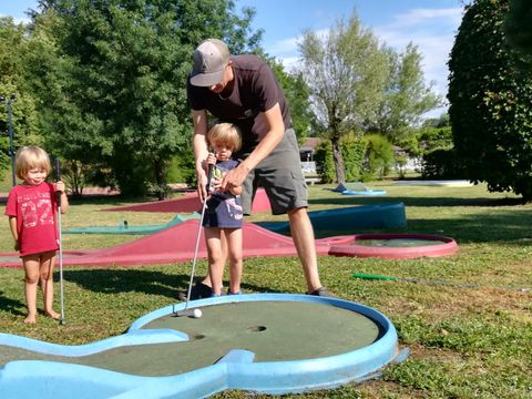 Camping Les Portes Du Beaujolais - Camping Rhône - Image N°35