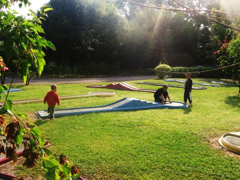 Camping Les Portes Du Beaujolais - Camping Rhône - Image N°51