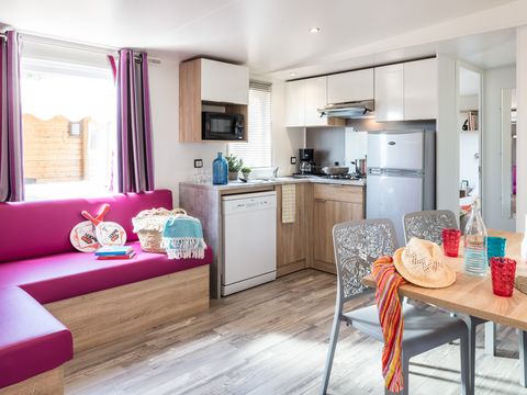 Mobilhome 4 personnes - Comfort XL | 2 Ch. | 4 Pers. | Terrasse surélevée | Clim.