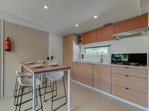 Mobilhome 6 personnes - Mobil-home | Premium Azure | 3 Ch. | 6 Pers. | Terrasse surélevée | Clim. | TV