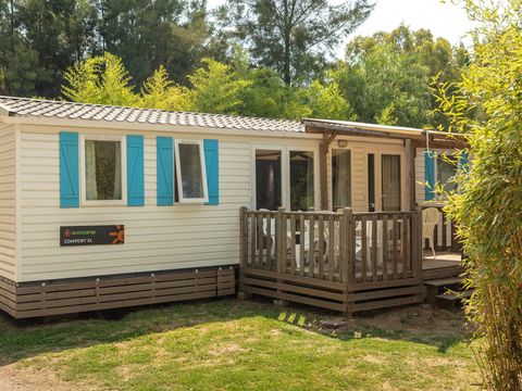 MOBILHOME 6 personnes - Classique | 3 Chambres | 6 Couchages | Terrasse semi couverte | 1 Salle de bain | Climatisation