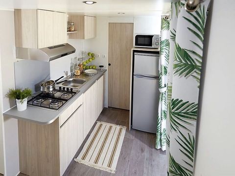 MOBILHOME 5 personnes - CONFORT - 2 chambres avec climatisation + TV