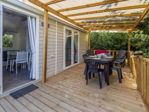 MOBILHOME 4 personnes - Classique (arrivée samedi)