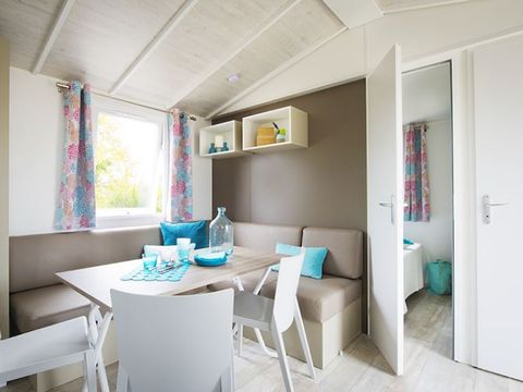 MOBILHOME 7 personnes - Confort  (arrivée samedi)