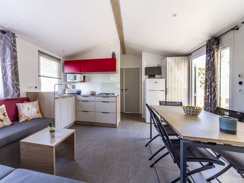 MOBILHOME 8 personnes - CONFORT - 4 chambres avec climatisation +TV+ 2 SDB 