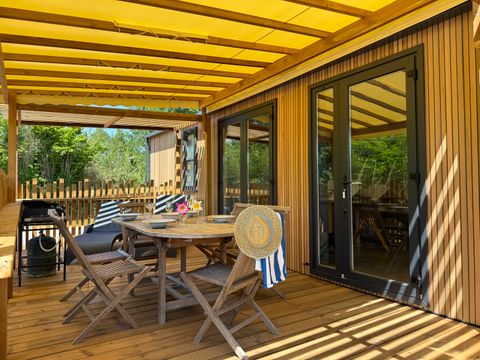 MOBILHOME 7 personnes - PREMIUM - 3 chambres avec climatisation +TV+ Plancha à gaz + 2 SDB - 2025