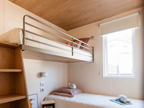 MOBILHOME 7 personnes - PREMIUM - 3 chambres avec climatisation +TV+ Plancha à gaz + 2 SDB - 2025