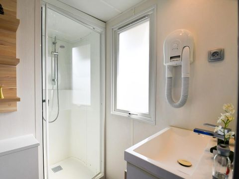 MOBILHOME 5 personnes - Pyrénées 3 Pièces 4/5 Personnes Climatisé + TV