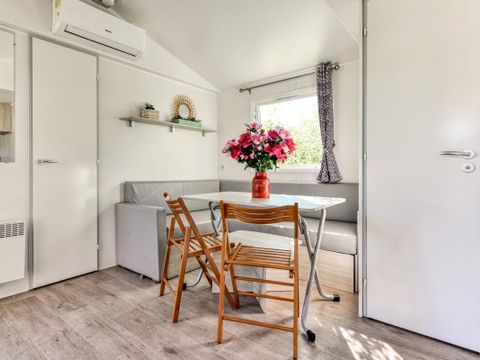 MOBILHOME 6 personnes - Pyrénées 3 Pièces 4/6 Personnes Climatisé + TV