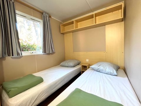 MOBILHOME 6 personnes - des Ecureuils pour 4/6 personnes (2 chambres)