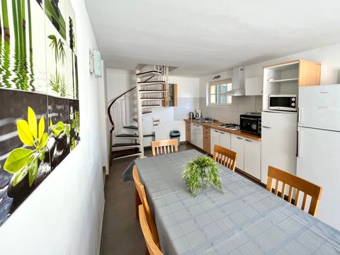 VILLA 8 personnes - du Château pour 6/8 personnes (2 chambres)