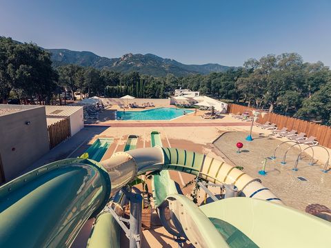 Camping FLOWER  Les Chênes Rouges - Camping Pyrénées-Orientales - Image N°3