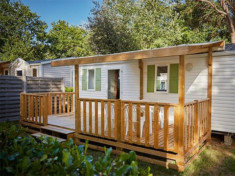 MOBILHOME 2 personnes - Homair mobil-home au Roussillonnais Comfort | 1 Ch. | 2 Pers. | Terrasse surélevée