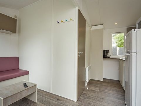 MOBILHOME 2 personnes - Homair mobil-home au Roussillonnais Comfort | 1 Ch. | 2 Pers. | Terrasse surélevée