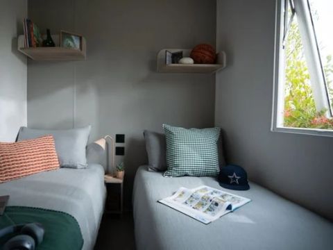 MOBILHOME 6 personnes - Homair mobil-home au Roussillonnais Comfort | 3 Ch. | 6 Pers. | Terrasse surélevée | Clim.