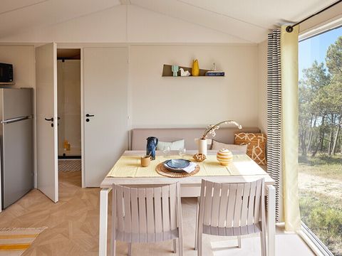 MOBILHOME 4 personnes - Mobil-home | Comfort | 2 Ch. | 4 Pers. | Terrasse simple | Clim.
