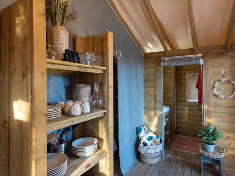Tente en toile et en bois 5 personnes - Lodge Kamari CLASSIC Climatisé