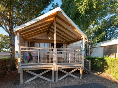 Tente en toile et en bois 5 personnes - Lodge Kamari CLASSIC Climatisé