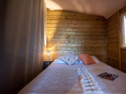 Tente en toile et en bois 5 personnes - Lodge Kamari CLASSIC Climatisé
