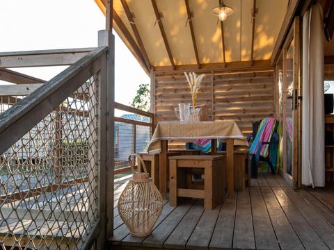 Tente en toile et en bois 5 personnes - Lodge Kamari CLASSIC Climatisé