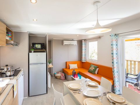 MOBILHOME 6 personnes - Premium Exclusive | 3 Ch. | 6 Pers. | Terrasse surélevée | Clim. | TV