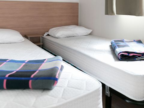 MOBILHOME 6 personnes - Platine, 3 chambres, Par Lifestyle Holidays  